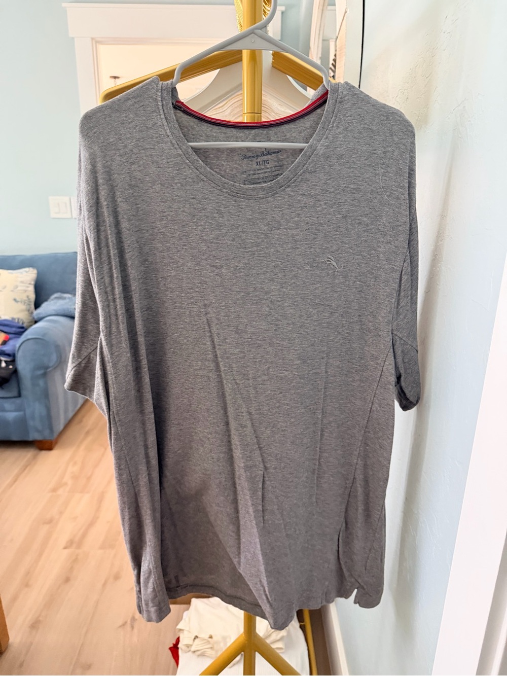 Tommy Bahama Men's Heather Gray Short Sleeve Crew Neck Tee